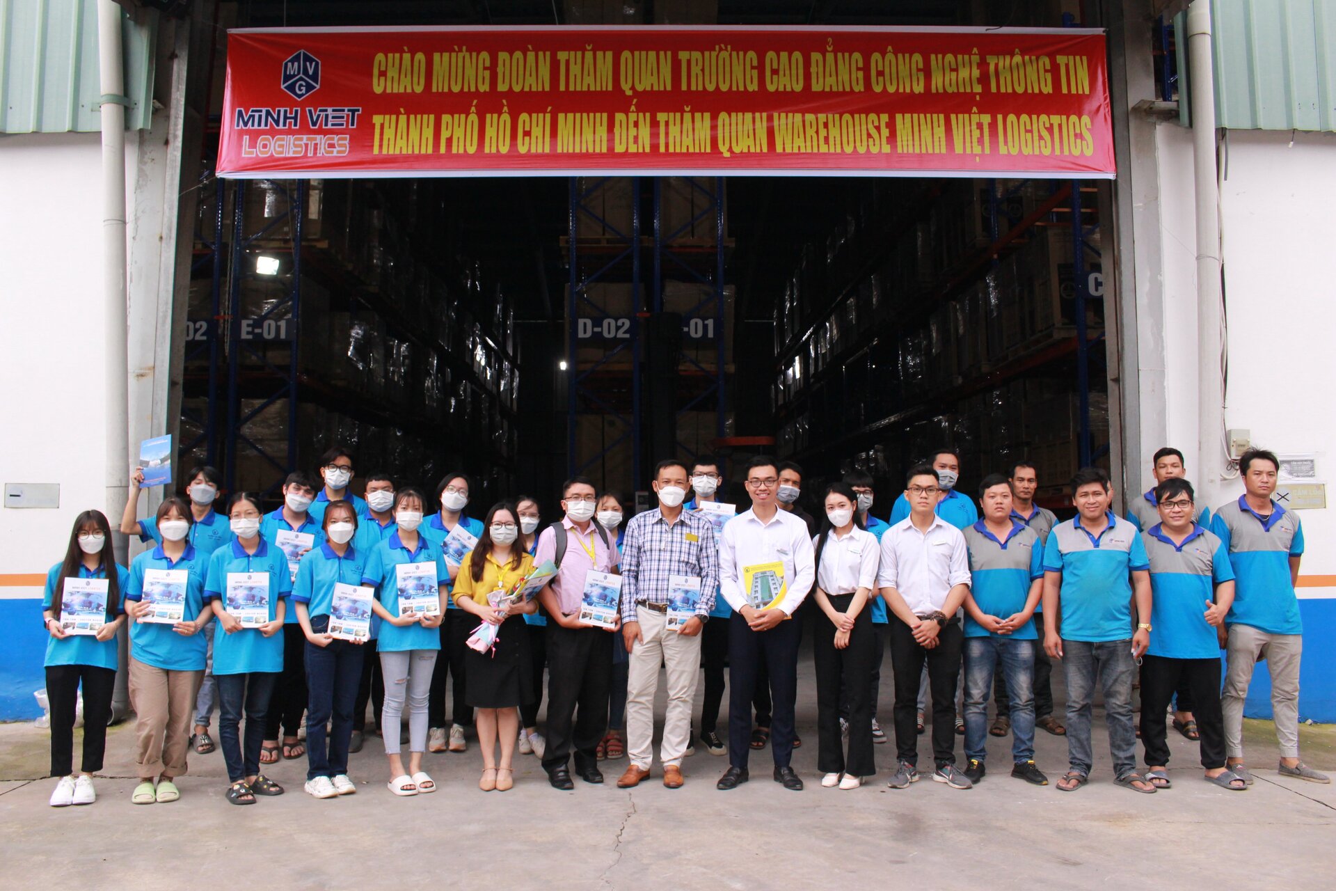 Chuyến tham quan Công ty Minh Việt Logistics của sinh viên ITC