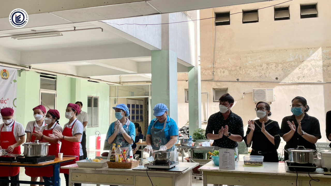 Cuộc thi nấu ăn mừng Ngày nhà giáo Việt Nam 20/11 chủ đề "Bữa ăn gia đình vui vẻ"
