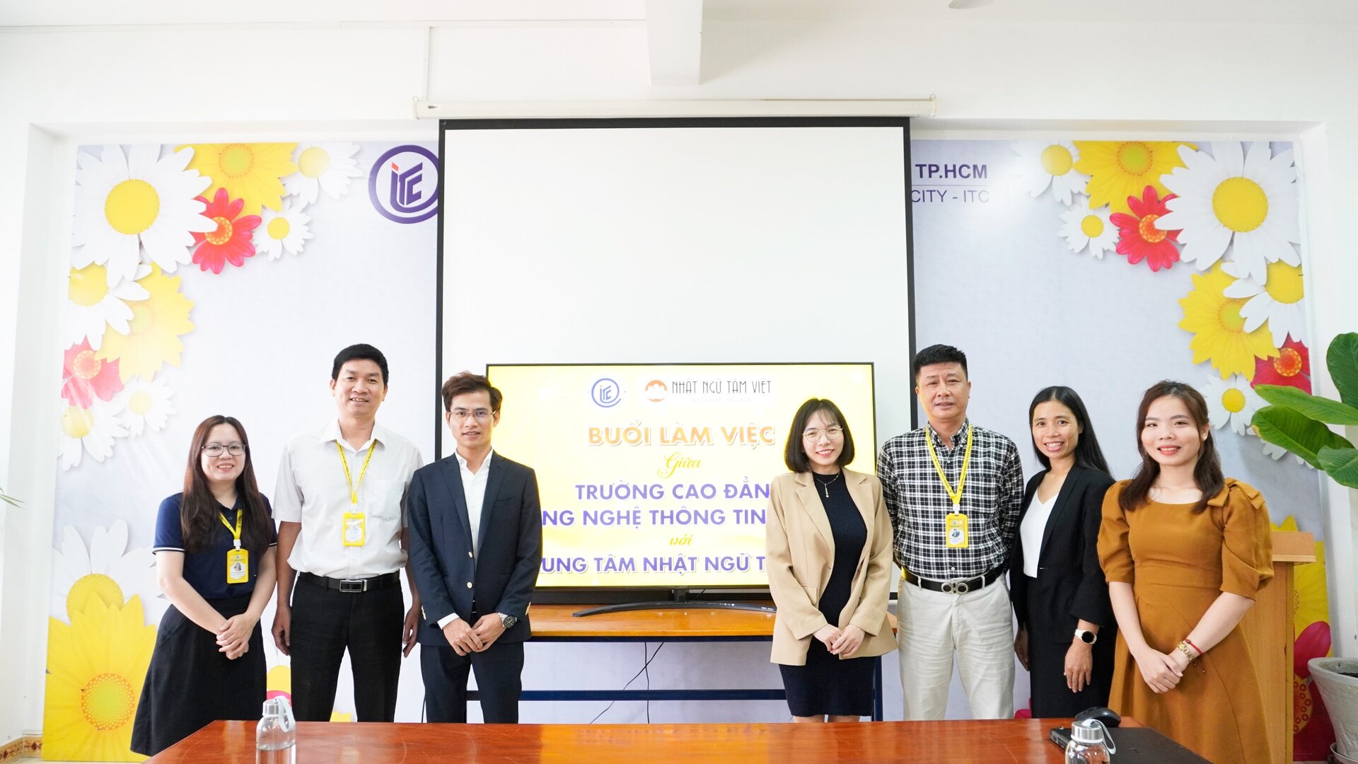 Buổi làm việc giữa Trường ITC và Trung tâm Nhật ngữ Tâm Việt